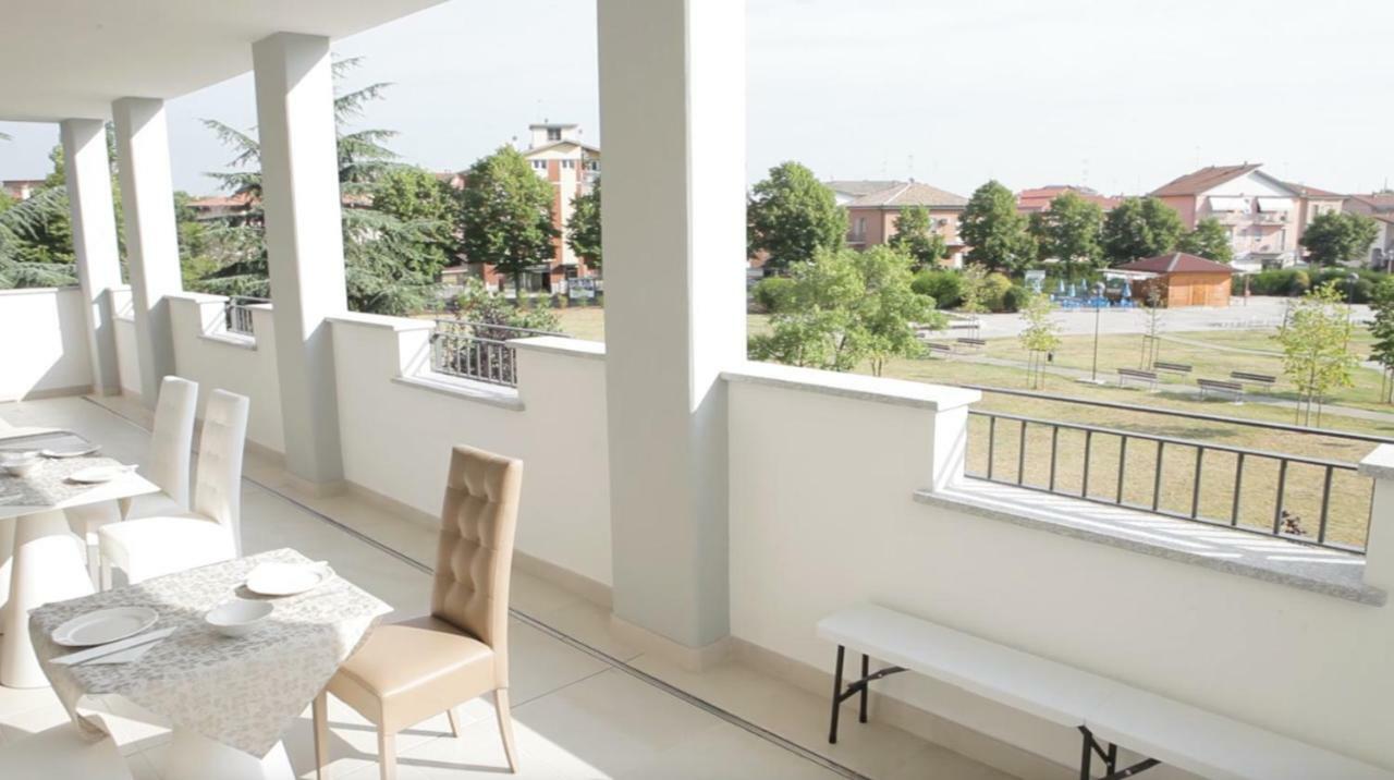 Affittacamere Piacenza Palace Eksteriør bilde